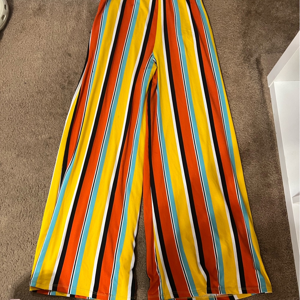 Cute strip flowing leggings